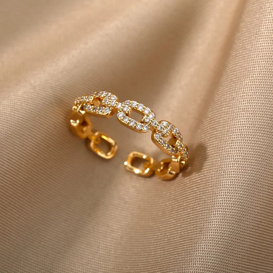Luxe Chain Ring